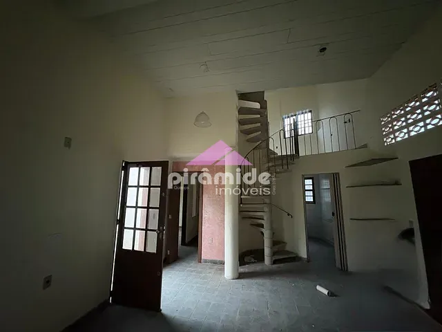 Terreno com 777m², à venda, no bairro Loteamento Balneário Camburi em Caraguatatuba