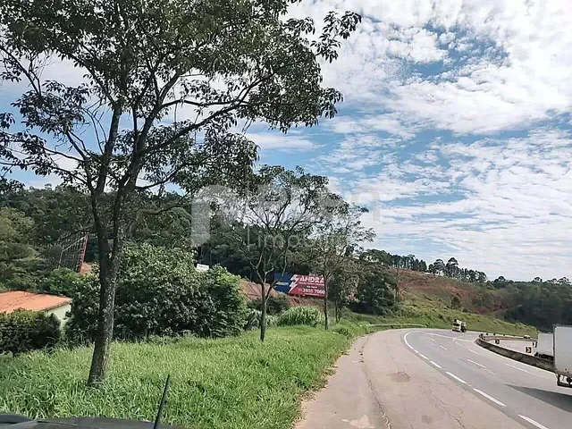 Terreno com 2000m², à venda, no bairro Terra Preta (Terra Preta) em Mairiporã