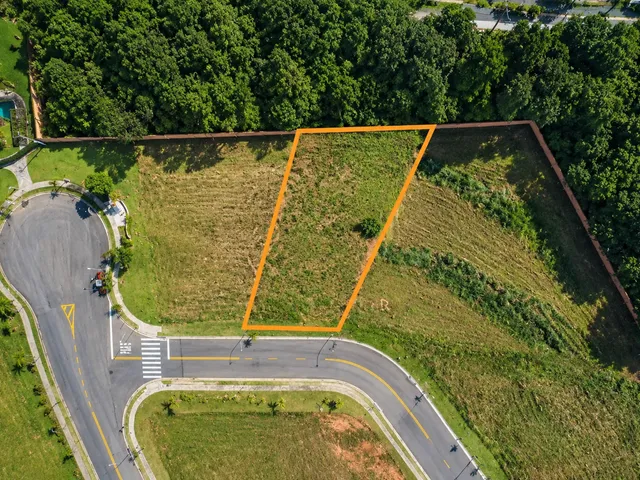 Terreno com 960m², à venda, no bairro Chácara Terra Nova em Jundiaí
