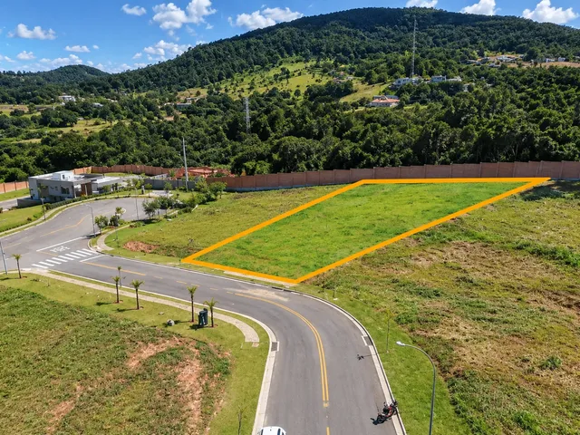 Terreno com 960m², à venda, no bairro Chácara Terra Nova em Jundiaí
