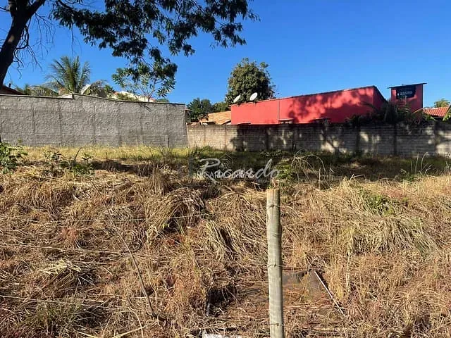 Terreno à venda, no bairro Setor Maysa em Trindade