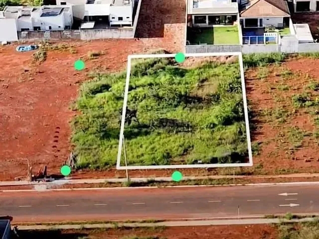 Terreno com 468m², à venda, no bairro CENTRO em Chapadão do Sul