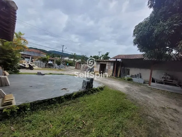 Terreno com 660m², para alugar, no bairro Várzea das Moças em Niterói