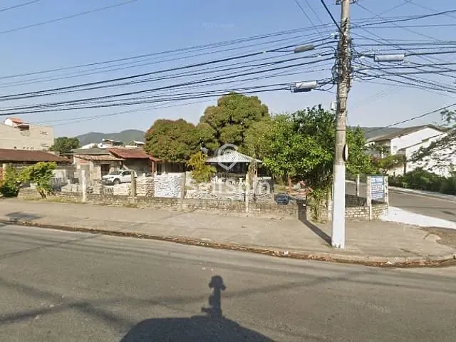 Terreno com 660m², para alugar, no bairro Várzea das Moças em Niterói