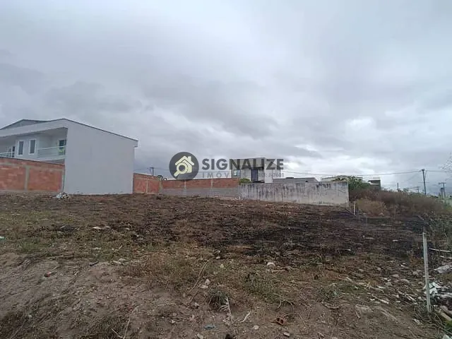 Terreno com 360m², à venda, no bairro Colinas do Peró em Cabo Frio