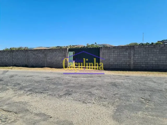 Terreno com 17m², para alugar, no bairro Centro em Barra do Piraí