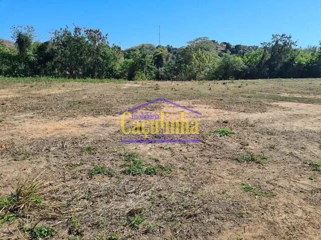 Terreno com 17m², para alugar, no bairro Centro em Barra do Piraí