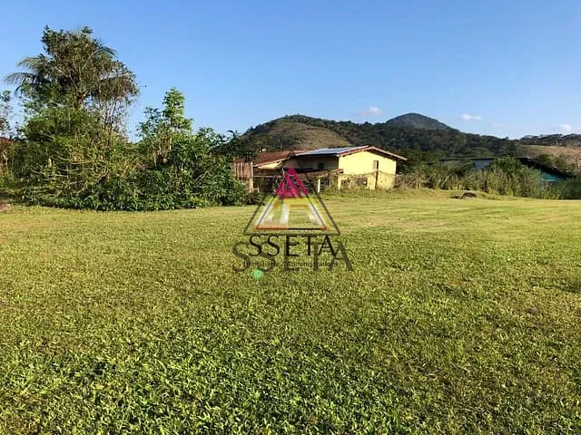 Terreno com 3942m², à venda, no bairro Cotia em Guapimirim
