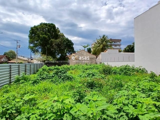 Terreno com 435m², à venda, no bairro Balneário Remanso em Rio das Ostras