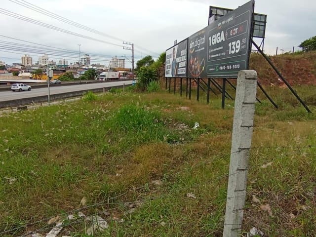 Terreno com 1582m², para alugar, no bairro Bela Vista em São José
