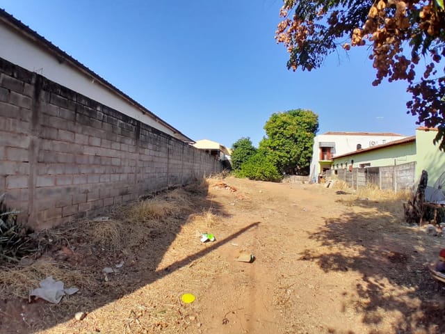 Terreno com 400m², à venda, no bairro Vila Valentin em São João da Boa Vista