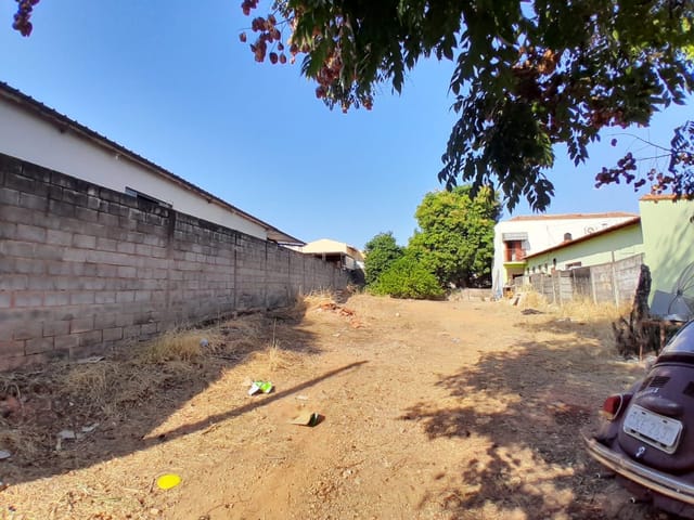 Terreno com 400m², à venda, no bairro Vila Valentin em São João da Boa Vista
