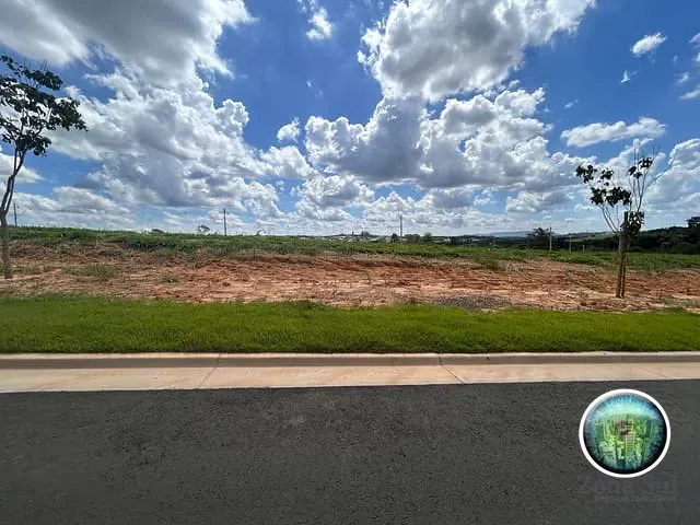 Terreno com 300m², à venda, no bairro Alphaville Nova Esplanada em Votorantim