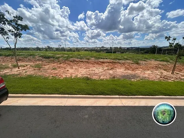 Terreno com 300m², à venda, no bairro Alphaville Nova Esplanada em Votorantim