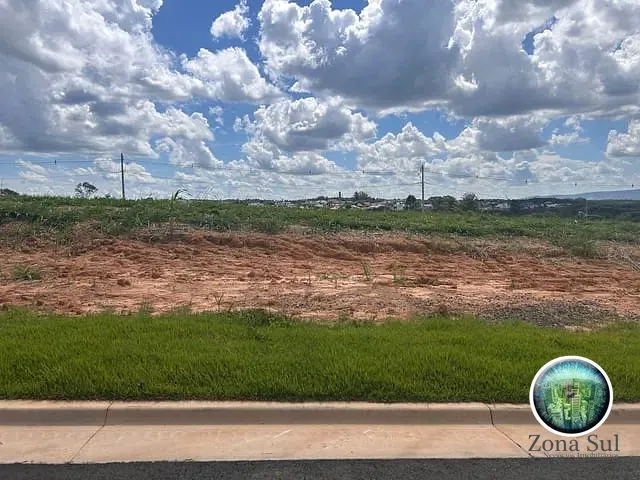 Terreno com 300m², à venda, no bairro Alphaville Nova Esplanada em Votorantim