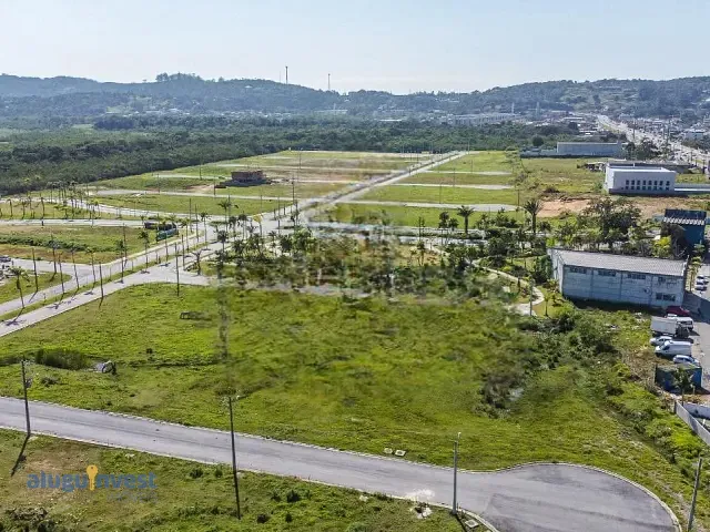 Terreno com 450m², à venda, no bairro Ingleses do Rio Vermelho em Florianópolis