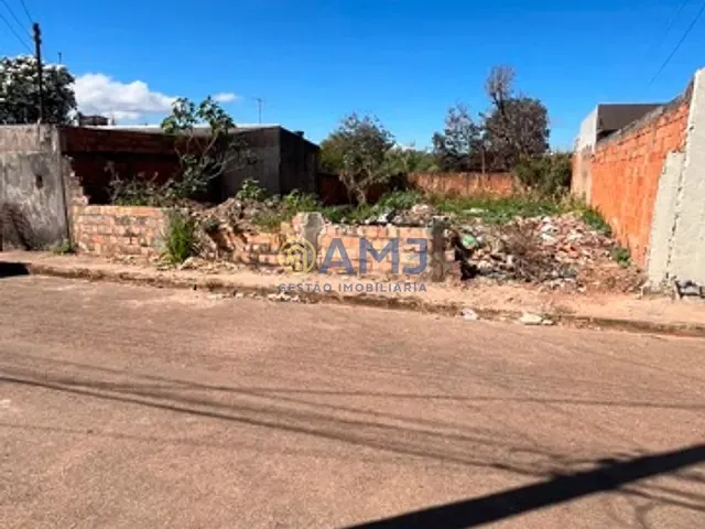 Terreno com 360m², à venda, no bairro Parque das Águas Bonitas I em Águas Lindas de Goiás