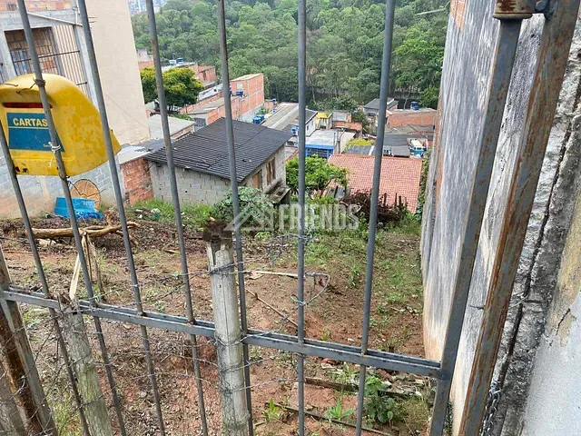 Terreno com 125m², à venda, no bairro Parque Miguel Mirizola em Cotia