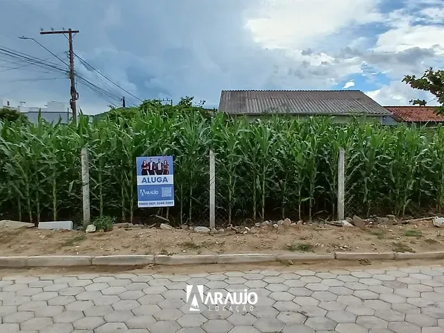 Terreno com 140m², para alugar, no bairro Gravatá em Navegantes