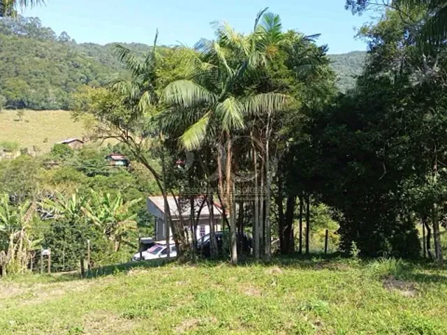 Terreno com 951m², à venda, no bairro Siriú   em Garopaba