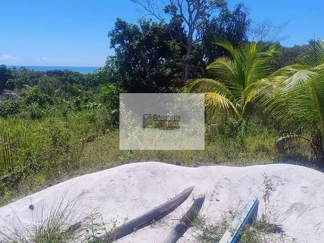 Terreno com 700m², à venda, no bairro Nossa Senhora da Vitória em Ilhéus