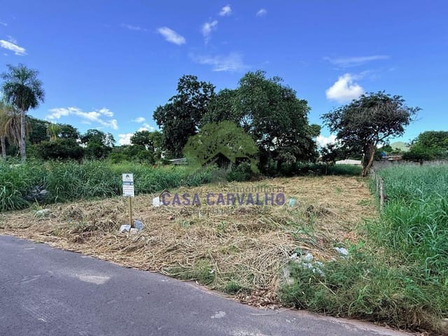 Terreno com 387m², à venda, no bairro Jardim dos Estados em Corumbá