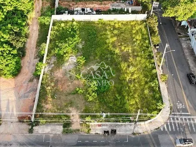 Terreno com 1422m², à venda, no bairro São Luiz em Itu