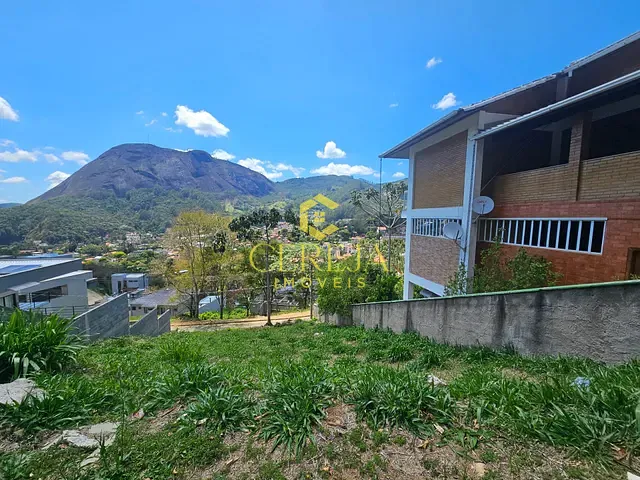 Terreno com 421m², à venda, no bairro Cônego em Nova Friburgo
