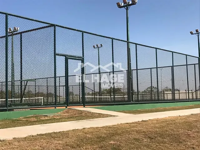 Terreno com 457m², à venda, no bairro Jardim Itália em Cuiabá
