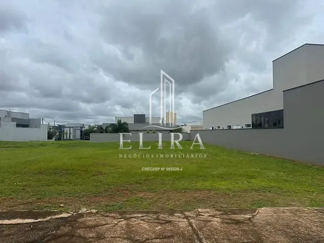 Terreno com 450m², à venda, no bairro Chácara Letônia em Americana