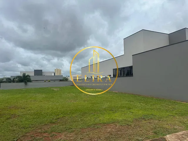 Terreno com 450m², à venda, no bairro Chácara Letônia em Americana