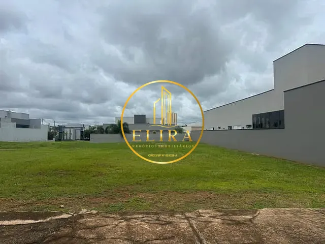 Terreno com 450m², à venda, no bairro Chácara Letônia em Americana