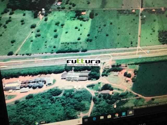 Terreno com 20000m², à venda, no bairro Zona Rural em Bela Vista de Goiás