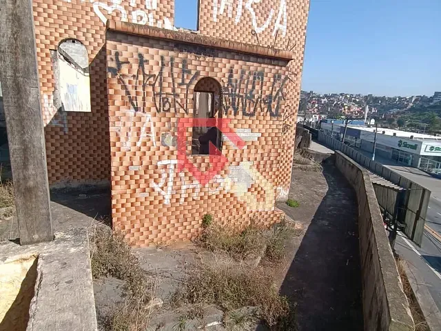 Terreno com 423m², à venda, no bairro Vila América em Mauá