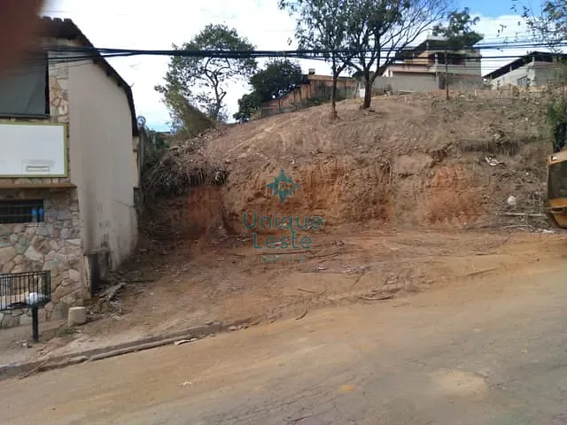 Terreno com 600m², à venda, no bairro Jardim Vitória em Belo Horizonte