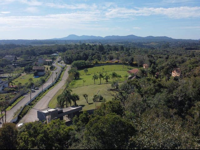 Terreno com 2800m², à venda, no bairro Planta Laranjeiras em Piraquara