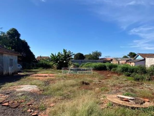 Foto do Terreno - Lote comercial bem no centro da Vila Oliveira! São 1831 m² com 33m² de frente, viabilizando várias modalidades de investimento. | Imobiliária Casa Grande - Rolândia