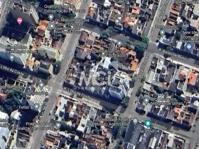 Terreno com 396m², à venda, no bairro Centro em Pelotas