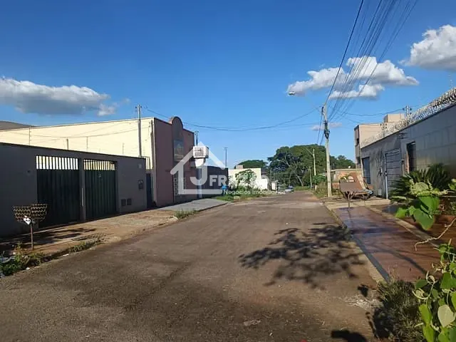 Terreno com 200m², à venda, no bairro Residencial Mirante em Goiânia