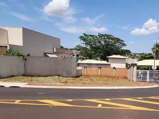 Terreno com 423m², à venda, no bairro Bonfim Paulista em Ribeirão Preto