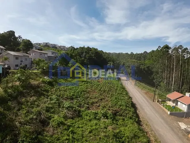 Terreno com 450m², à venda, no bairro Poente do Sol em Concórdia