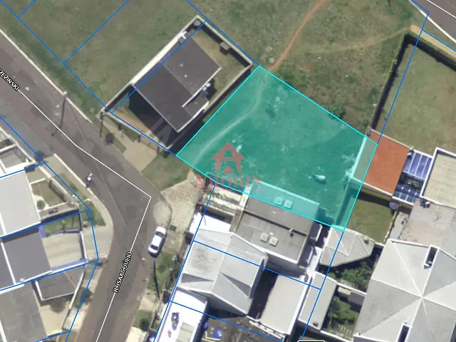 Terreno com 369m², à venda, no bairro Caiuá em Curitiba