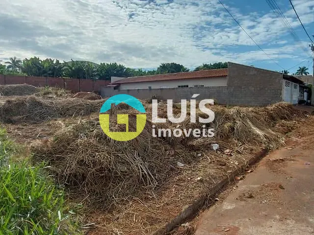 Terreno com 287m², à venda, no bairro Vista Bela em Guaranésia