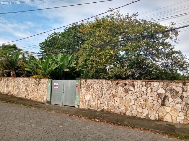 Terreno com 1400m², à venda, no bairro Caminho Novo em Palhoça