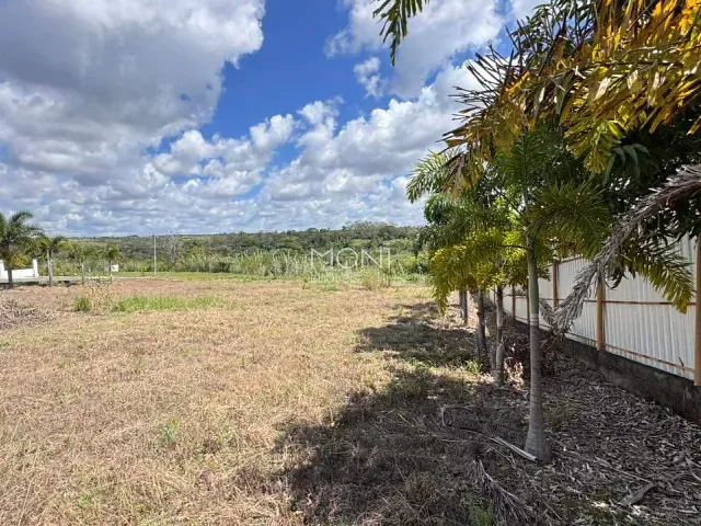 Terreno com 2500m², à venda, no bairro Park Way em Brasília