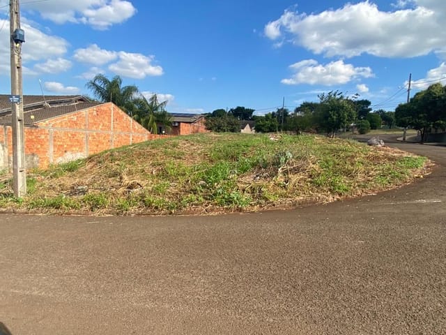 Terreno com 307m², à venda, no bairro Jardim Vale Verde em Cambé