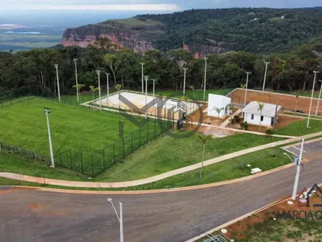 Terreno com 270m², à venda, no bairro Centro em Chapada Dos Guimarães