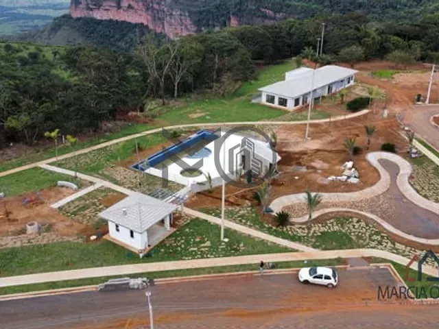 Terreno com 270m², à venda, no bairro Centro em Chapada Dos Guimarães