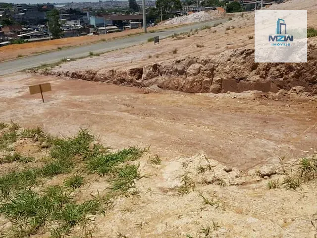 Terreno com 140m², à venda, no bairro Parque Santos Dumont em Guarulhos
