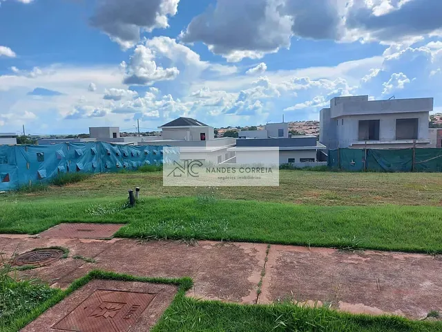 Terreno com 260m², à venda, no bairro Pqo Taua em Londrina
